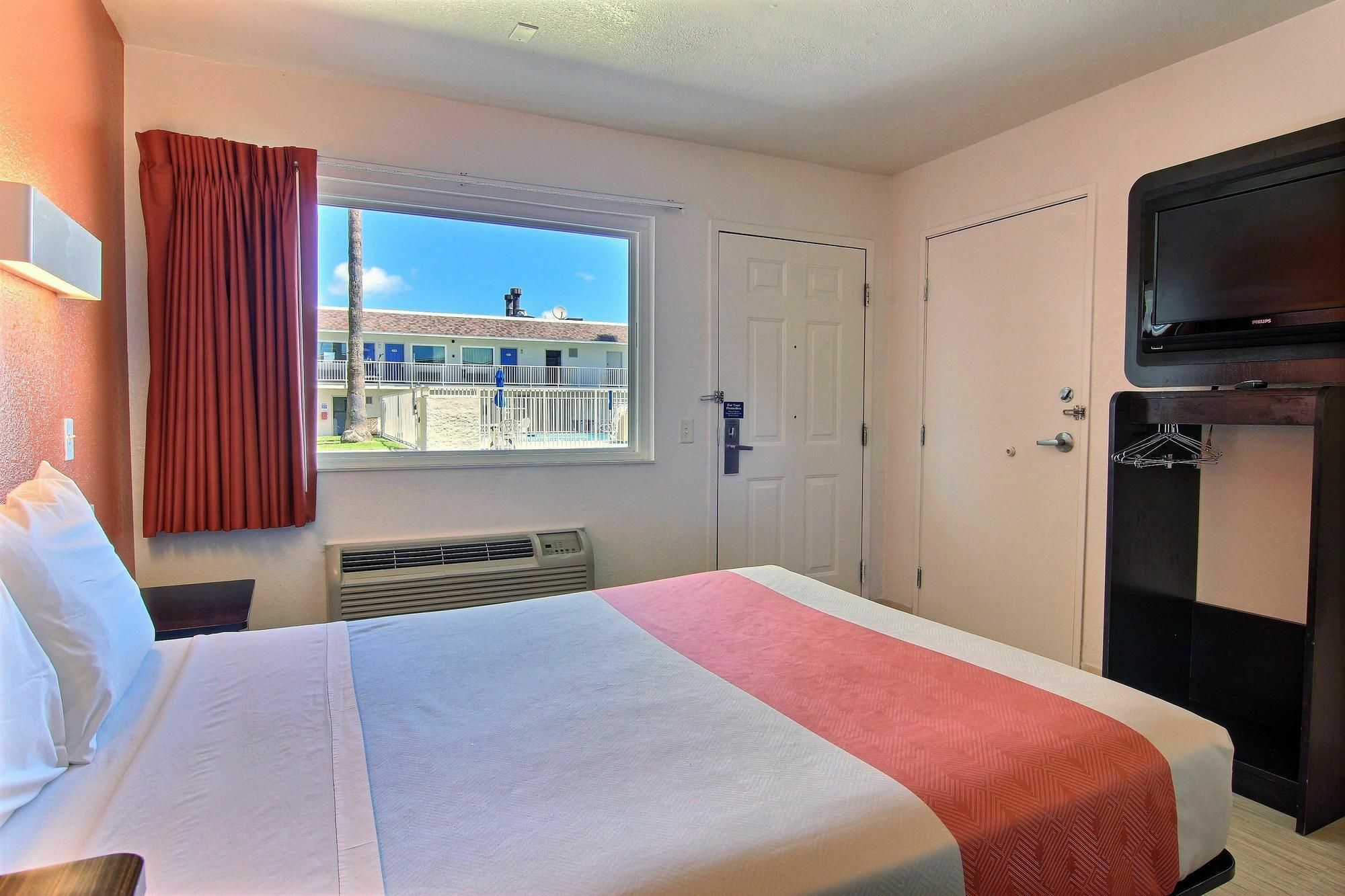 Motel 6-Corpus Christi, Tx - East - North Padre Island Exterior photo
